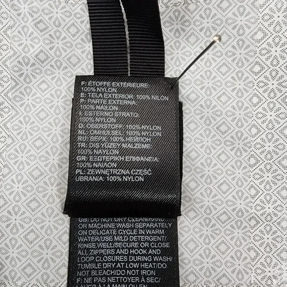 The North Face Hyvent 2.5L Hooded Jacket - Picture 7 of 10